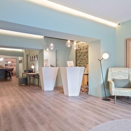 Hotel Via Augusta Barcelona Bagian luar foto