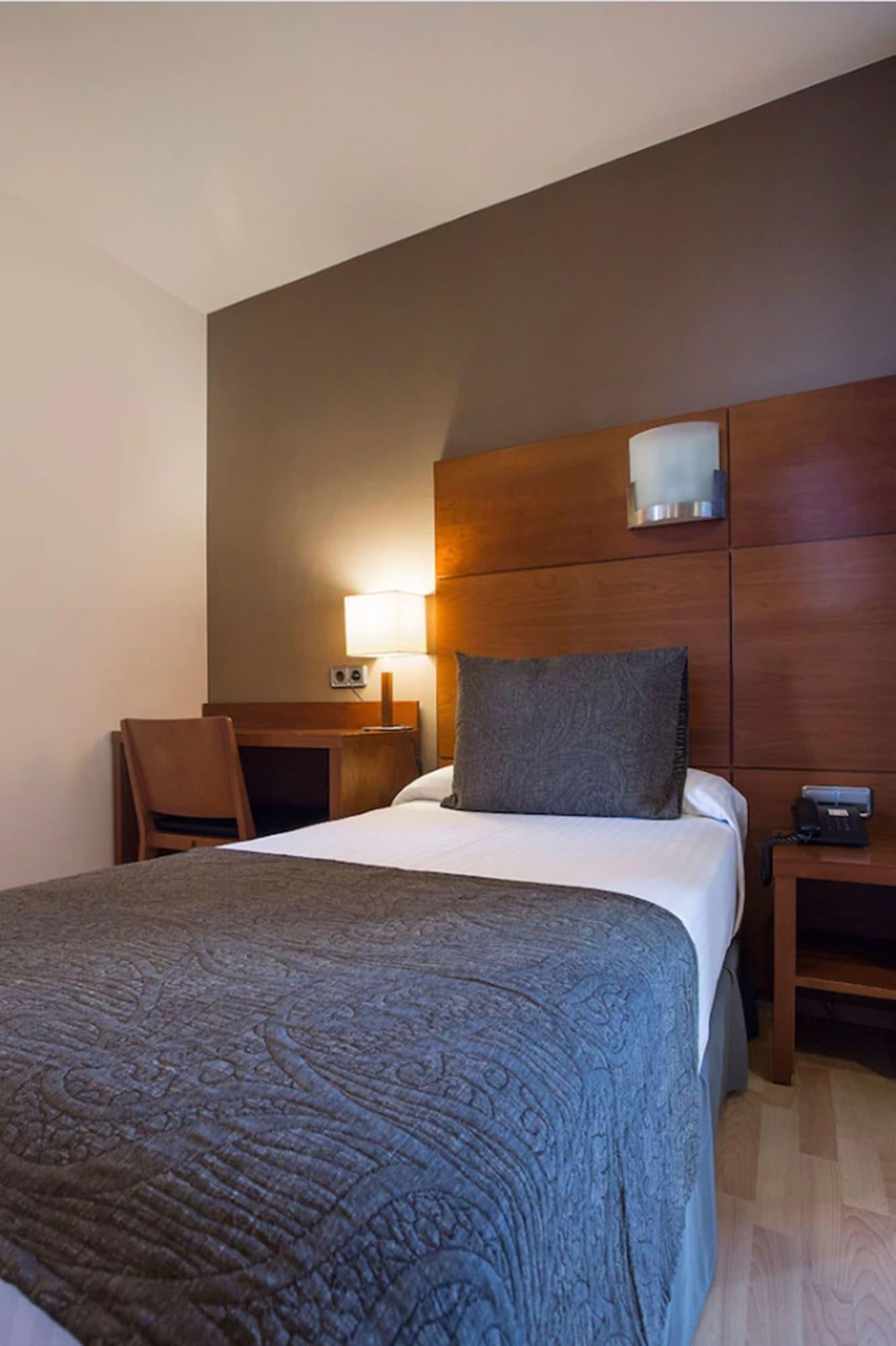 Hotel Via Augusta Barcelona Bagian luar foto