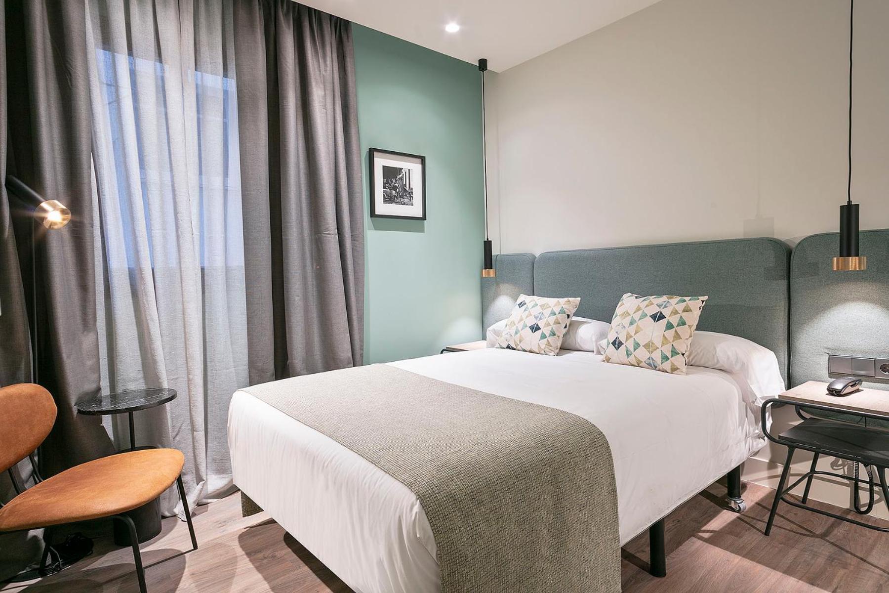 Hotel Via Augusta Barcelona Bagian luar foto