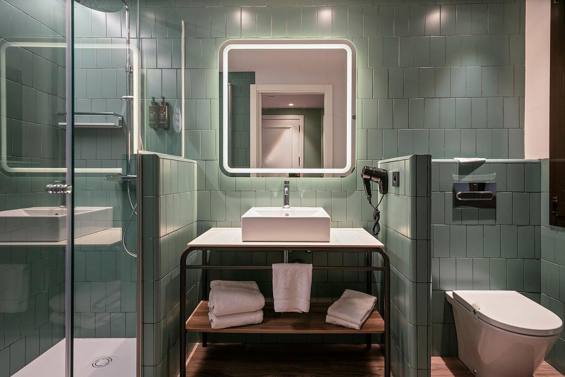 Hotel Via Augusta Barcelona Bagian luar foto