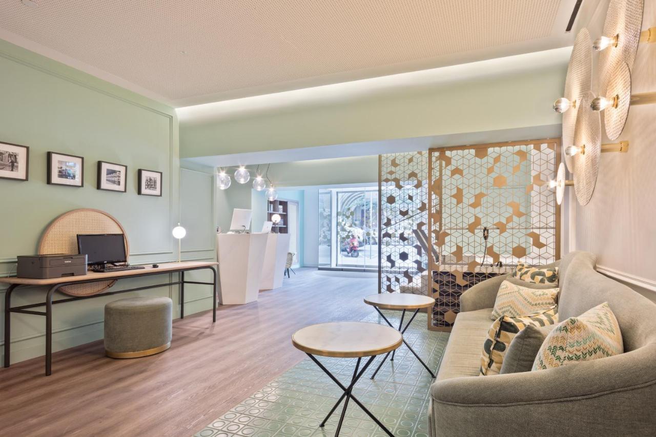 Hotel Via Augusta Barcelona Bagian luar foto